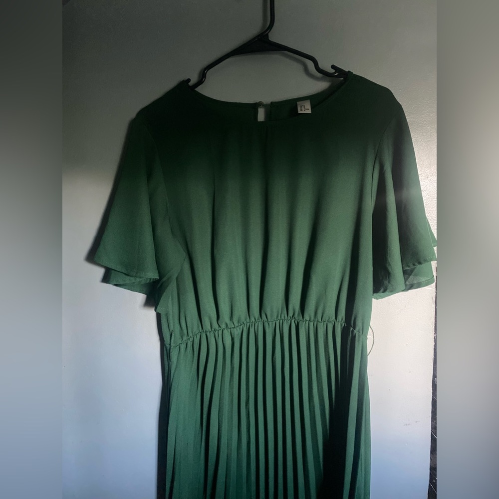 Green amazon dress size medium